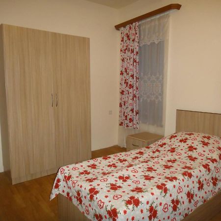 Ferienwohnung Artyomi Toon Dilidschan Exterior foto